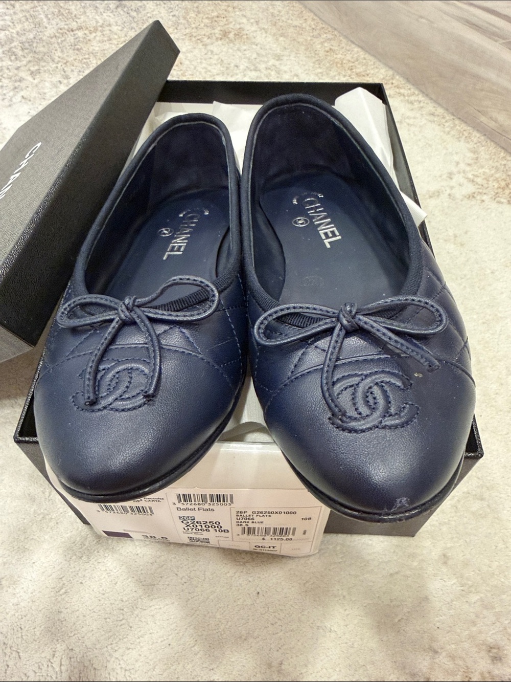 Authentic CHANEL Ballet Flats - Picture 3 of 10